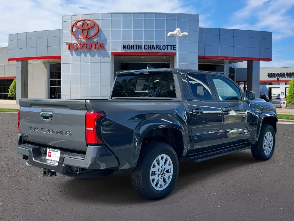 Certified Used 2024  Toyota SR5 image 8