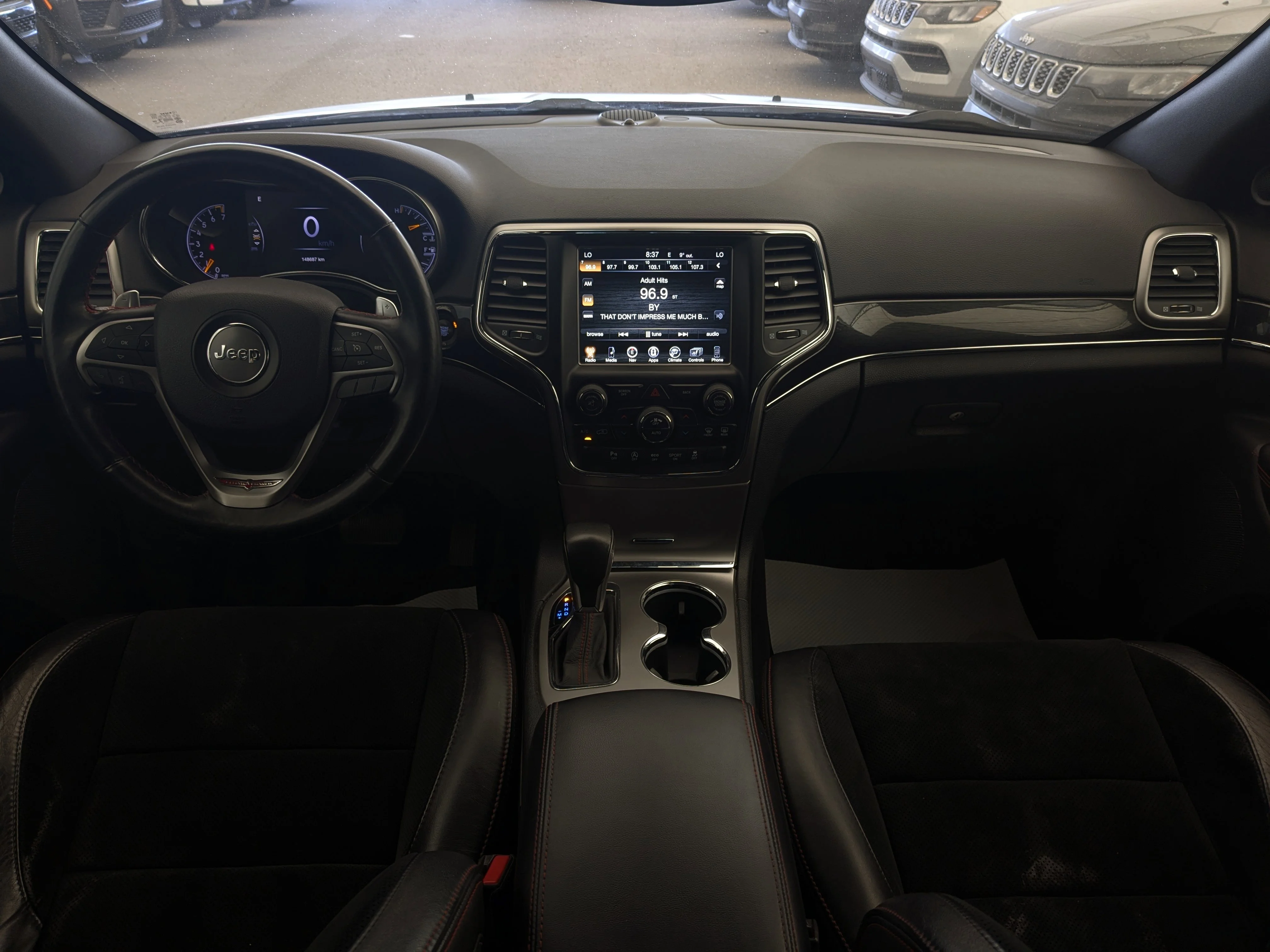 Used 2017 Red Jeep Trailhawk - - Power Sunroof - Uconnect 8.4 Nav - Quadra-Lift Air - 3.6L Pentastar V6 & More image 27