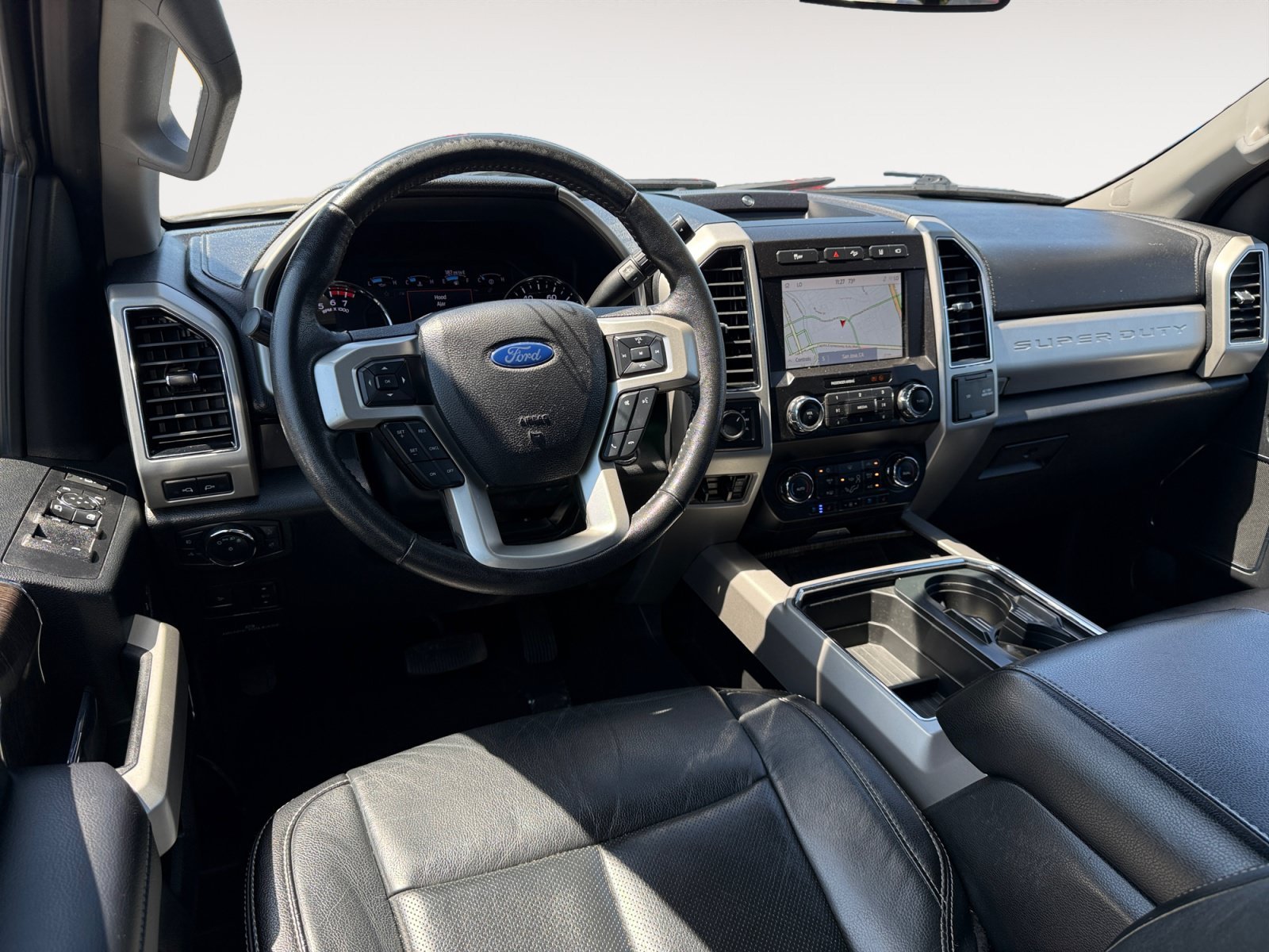 Used 2020 Black Metallic Ford Lariat image 15