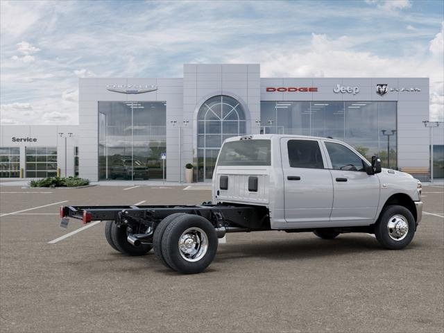New 2026 Bright White Clear-Coat Exterior Paint RAM Tradesman image 30