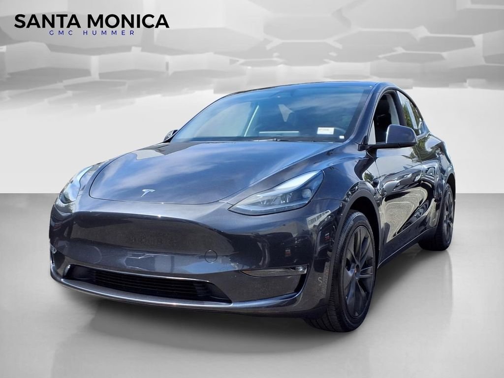 2025 Tesla Model Y