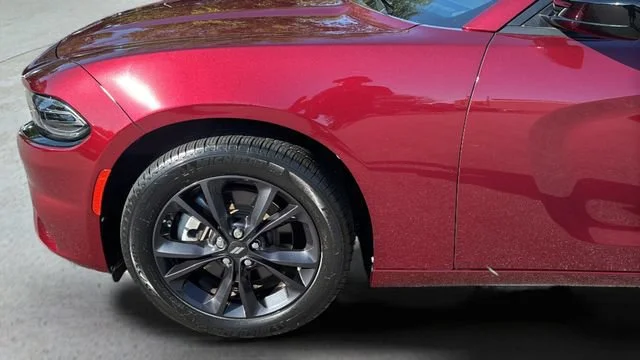 Used 2023 Red Dodge SXT AWD image 38