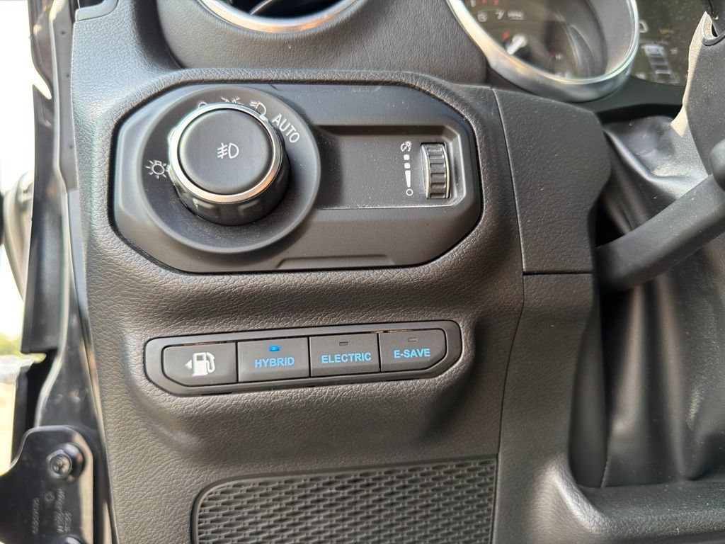 Used 2023 Black Clearcoat Jeep Sahara image 10