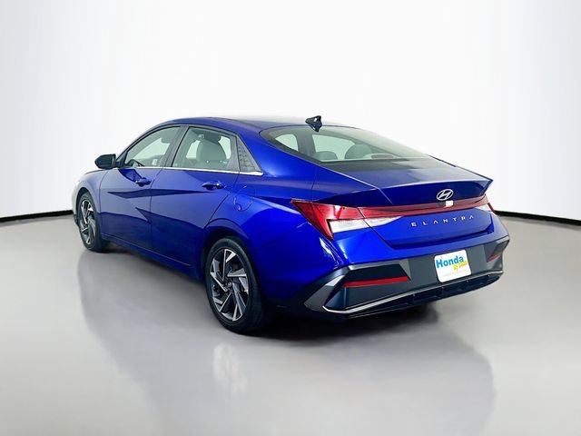 2025 Hyundai Elantra SEL - Photo 7