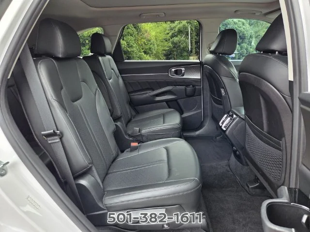 Used 2023 White Kia SX image 22