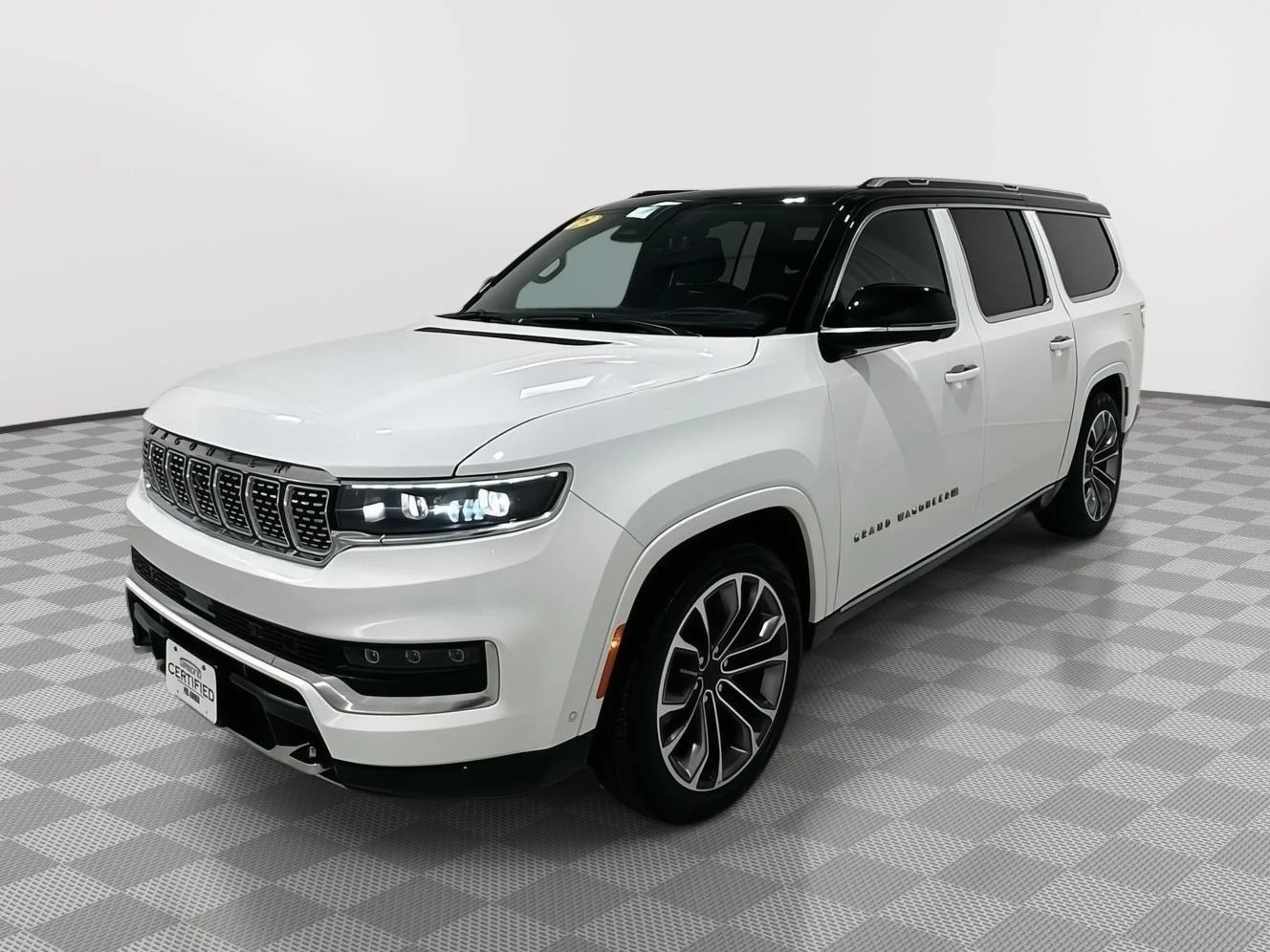Used 2025 White Jeep Series III image 8