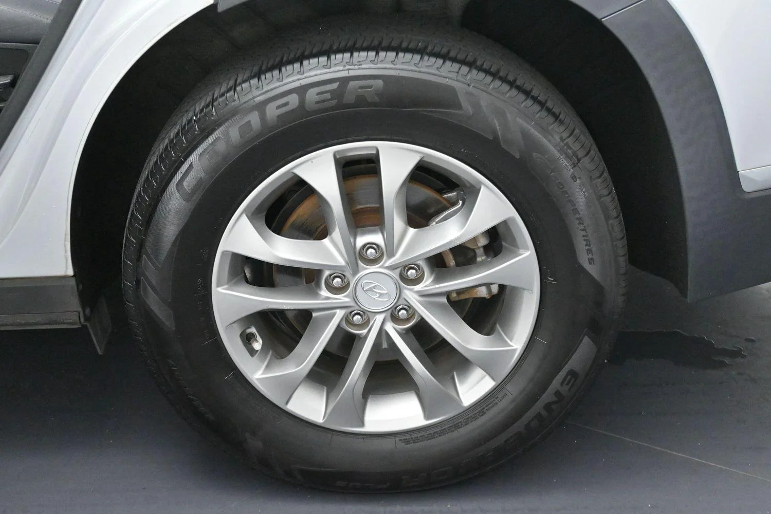 Used 2019 Symphony Silver Hyundai SE image 32