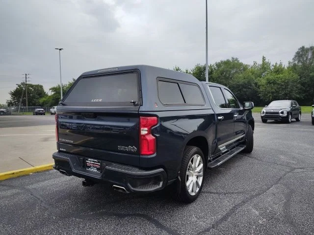 Used 2023 Blue Chevrolet High Country image 7
