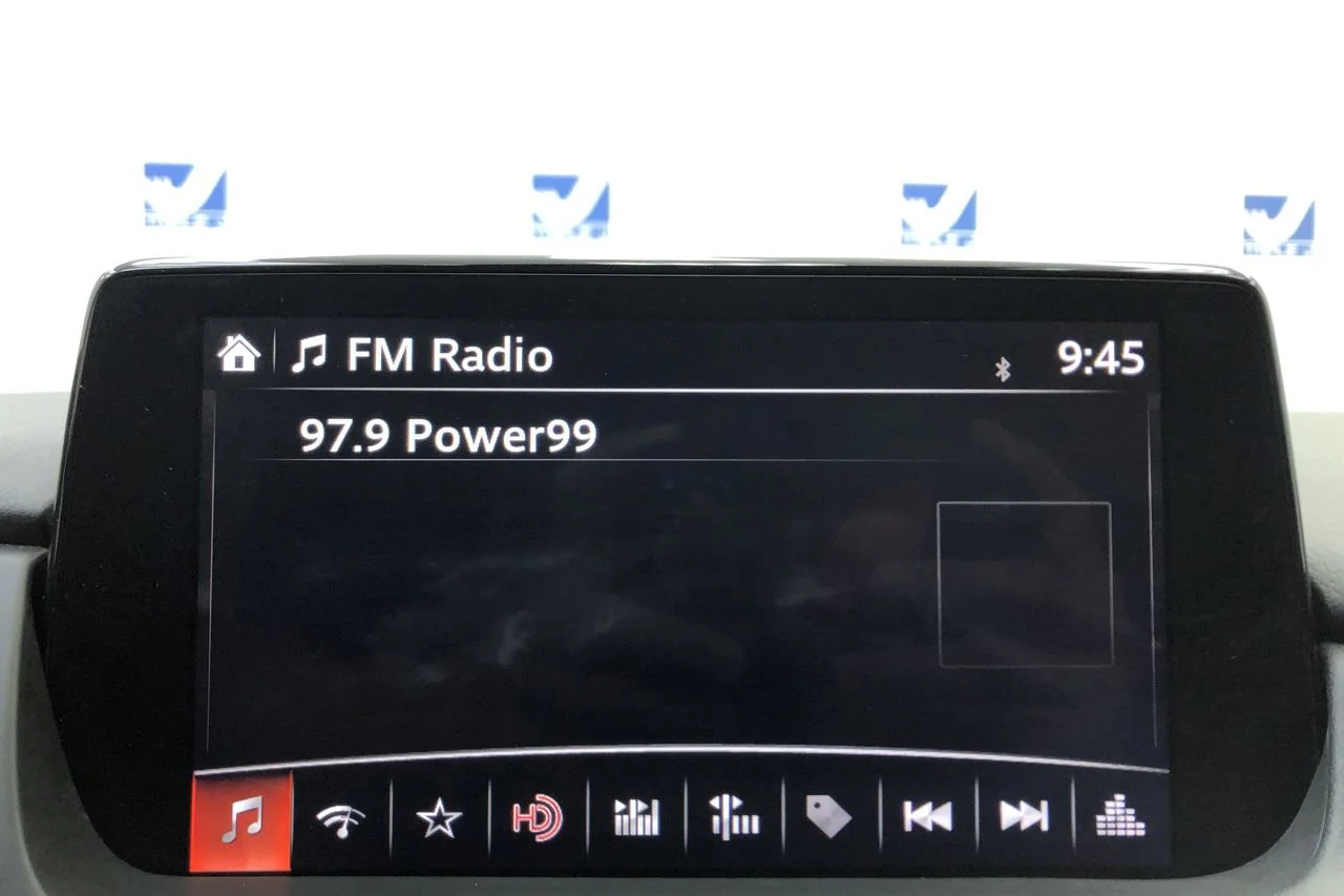 Used 2021 Snowflake White Pearl Mazda Grand Touring image 22