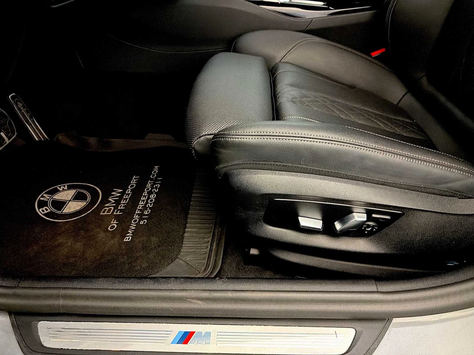 Certified Used 2023 Skyscraper Grey Metallic BMW 530i xDrive image 10