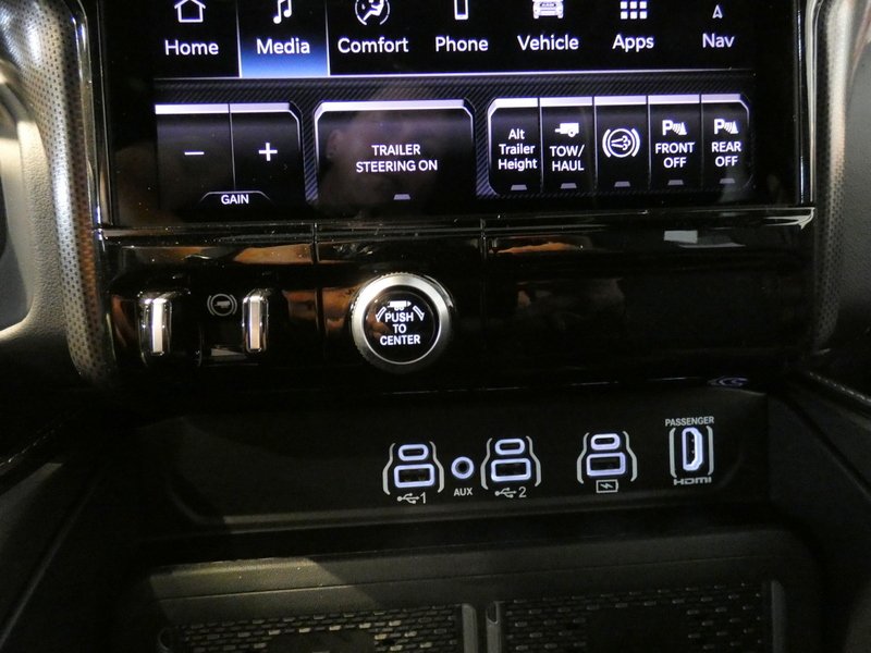 2026 RAM 3500 Limited - Photo 21
