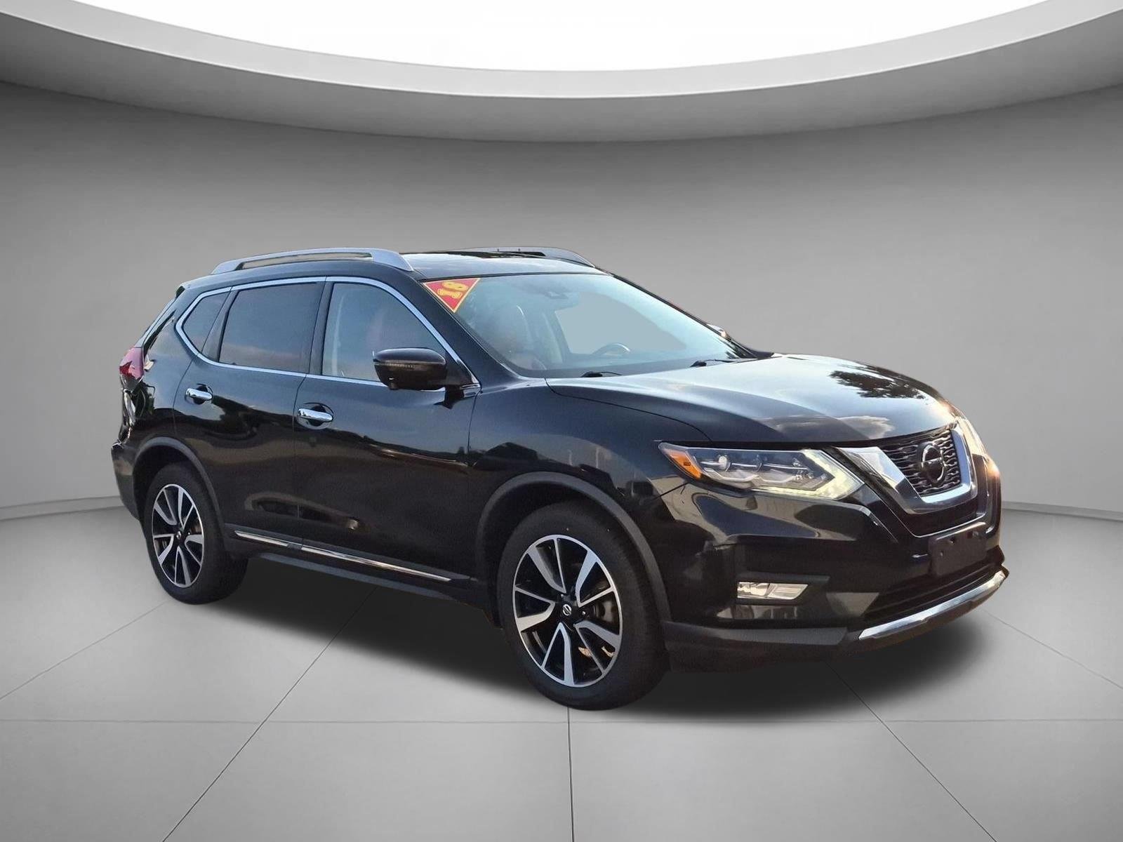 Used 2018 Magnetic Black Nissan SL image 7