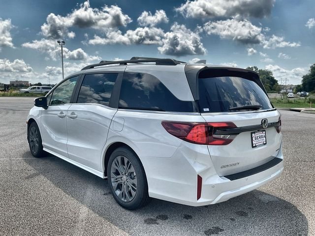 New 2026 Platinum White Pearl Honda Touring image 16
