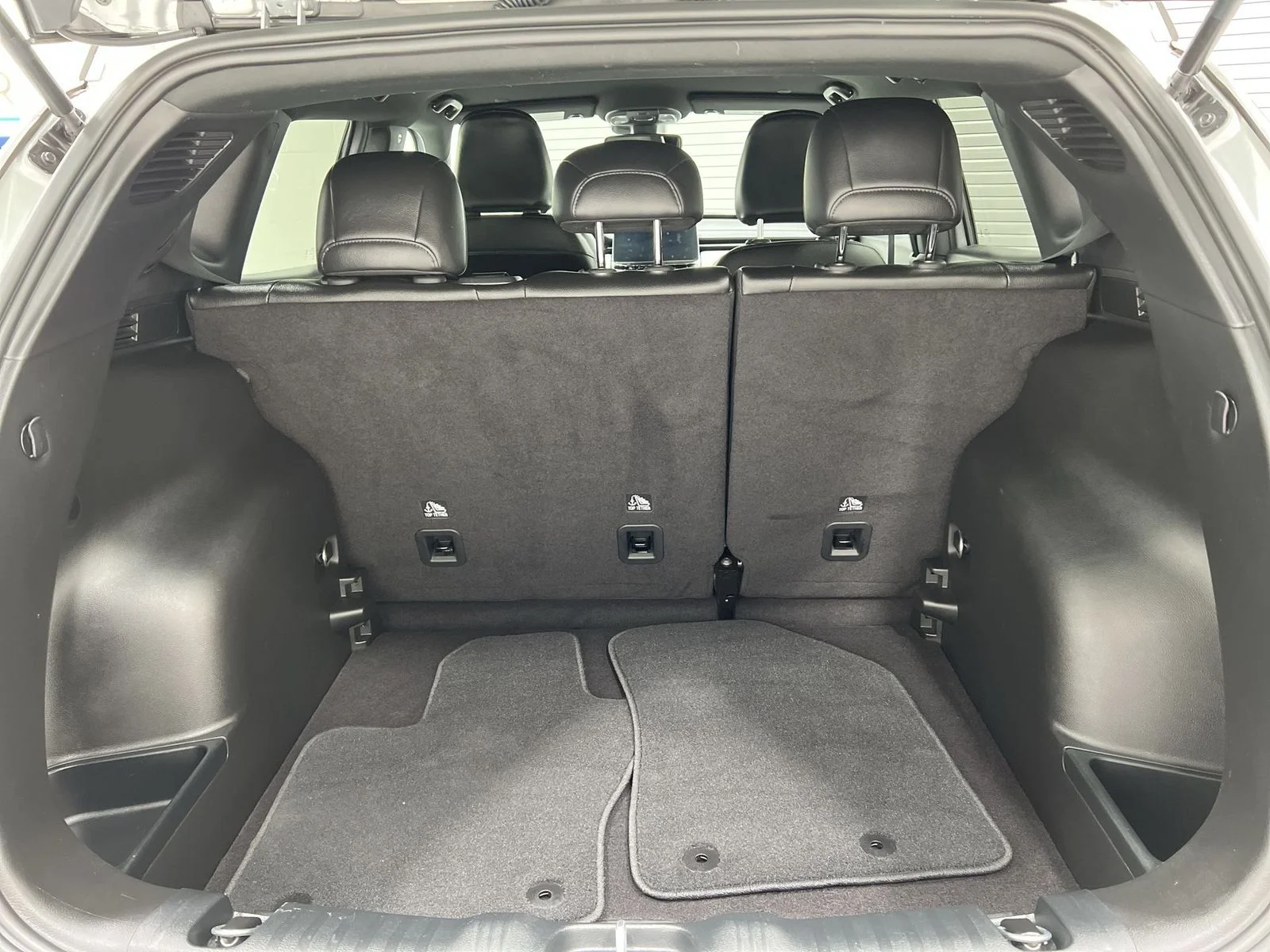 2025 Jeep Compass Limited - Photo 22