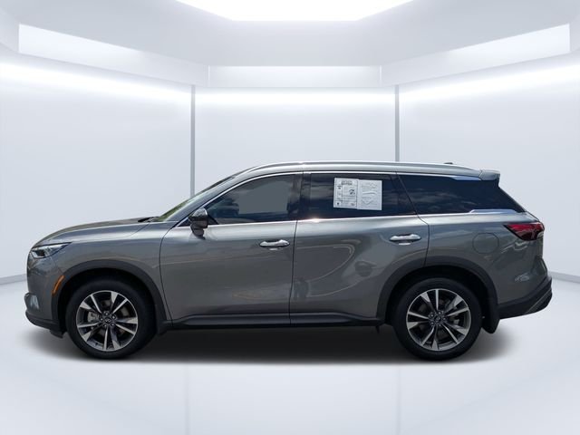 Used 2025 Gray INFINITI LUXE image 6