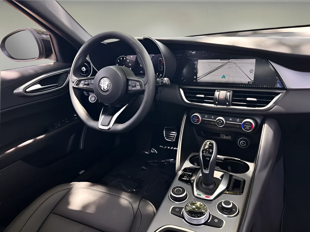 2026 Alfa Romeo Giulia Base - Photo 7