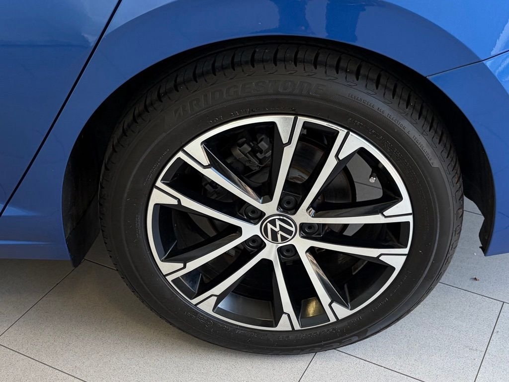 Certified Used 2022 Blue Metallic Volkswagen 1.5T Sport image 7