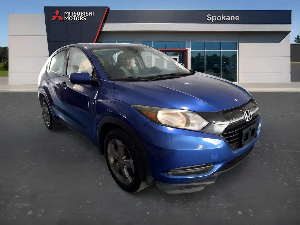 Used 2018 Aegean Blue Metallic Honda LX image 1