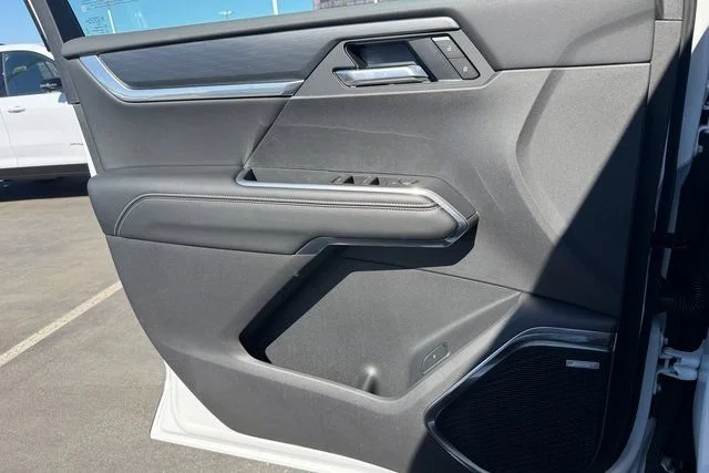 New 2026 Summit White GMC Elevation image 11