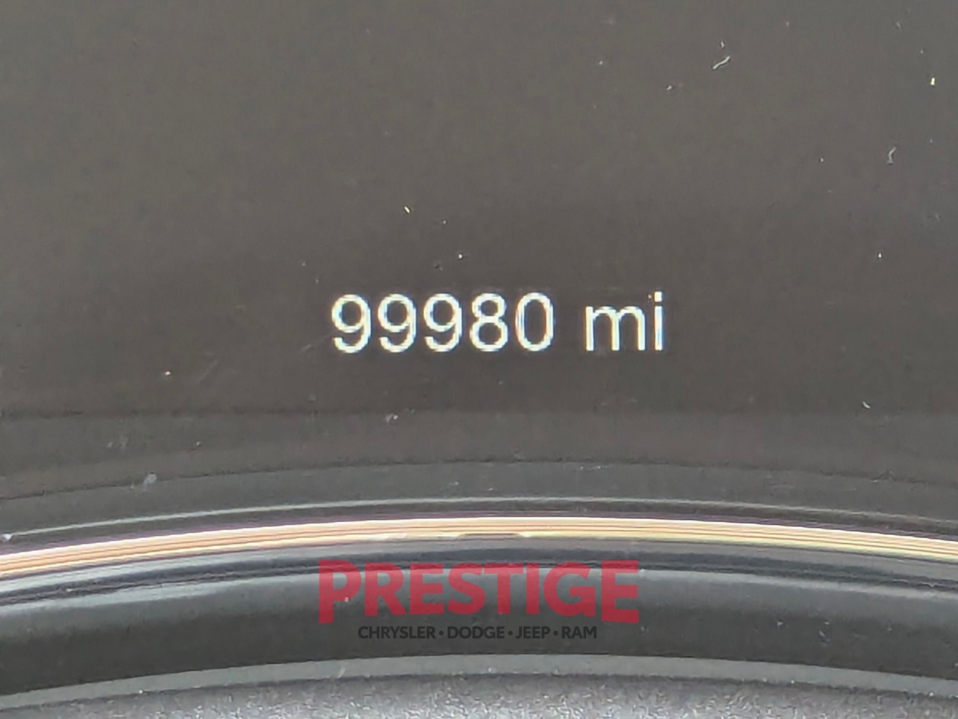Used 2018 Gray Dodge SXT image 14