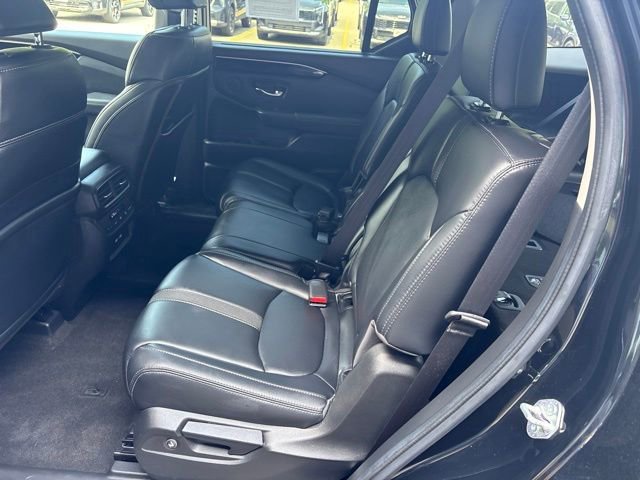Certified Used 2023 Crystal Black Pearl Honda EX-L 8 Passenger image 12