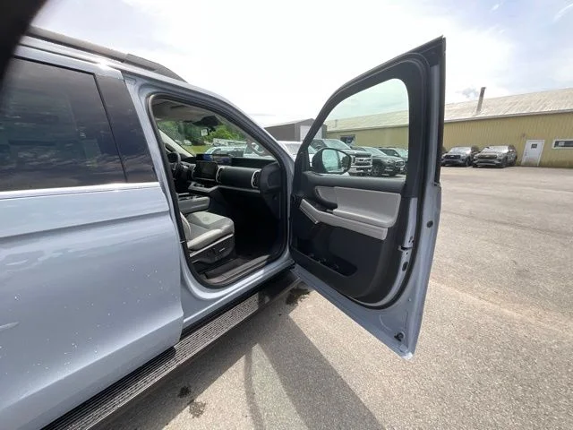 New 2026 Glacier Gray Metallic Tri-Coat Ford Active image 18