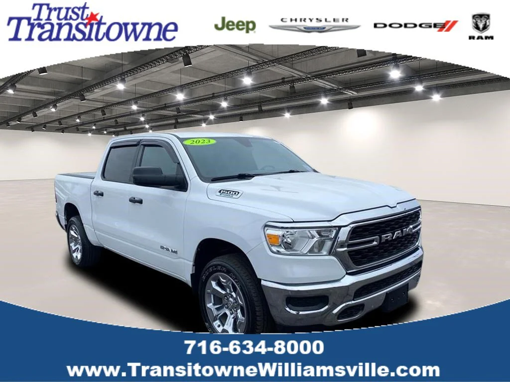 2023 RAM 1500 Big Horn/Lone Star 4x4 Crew Cab 5'7's photo