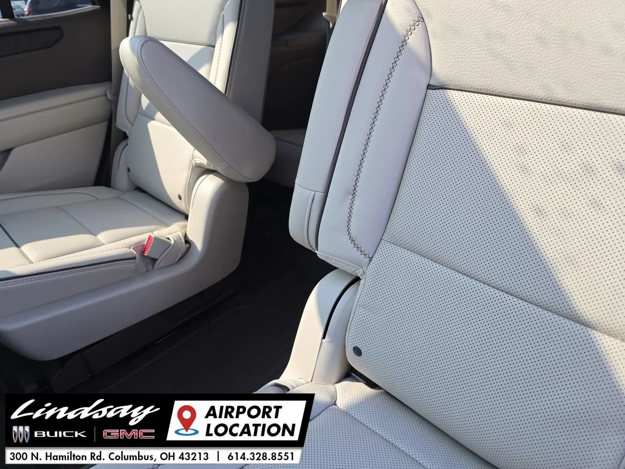 2026 GMC Yukon Denali - Photo 27