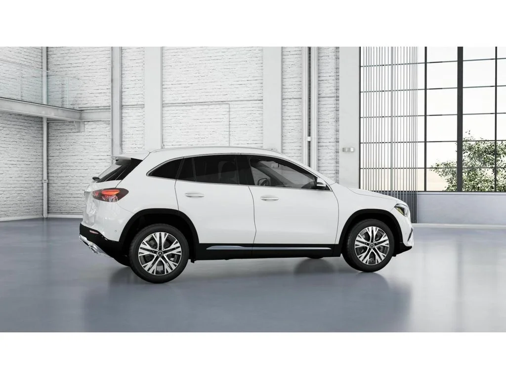 New 2026 White Mercedes-Benz GLA 250 image 18