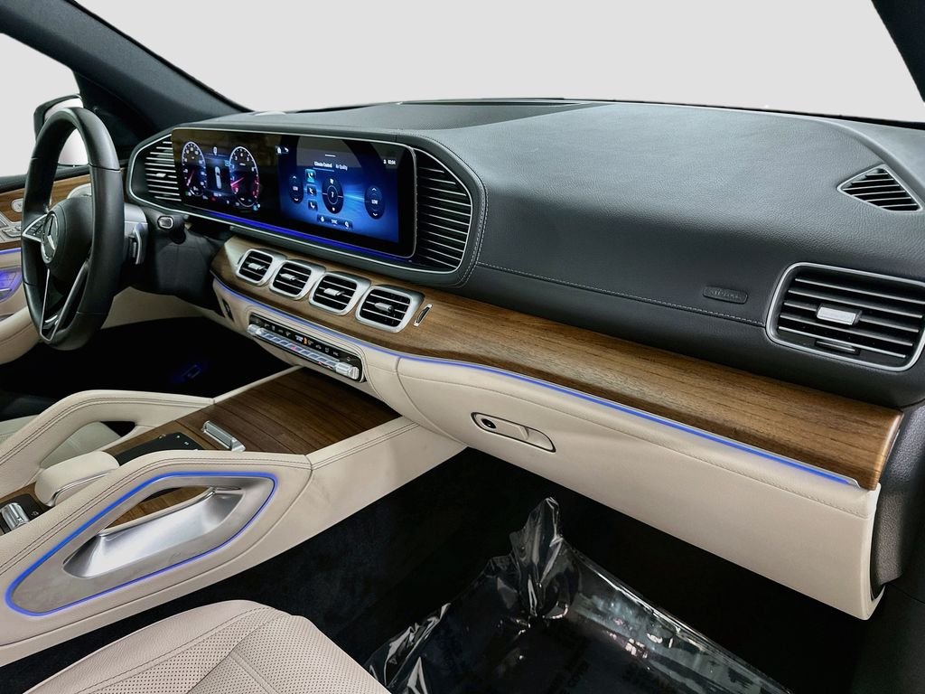 Certified Used 2026  Mercedes-Benz GLE 580 image 30
