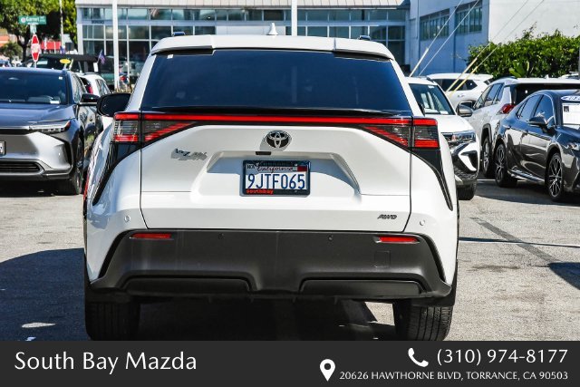 Used 2023 Beige Toyota XLE image 7