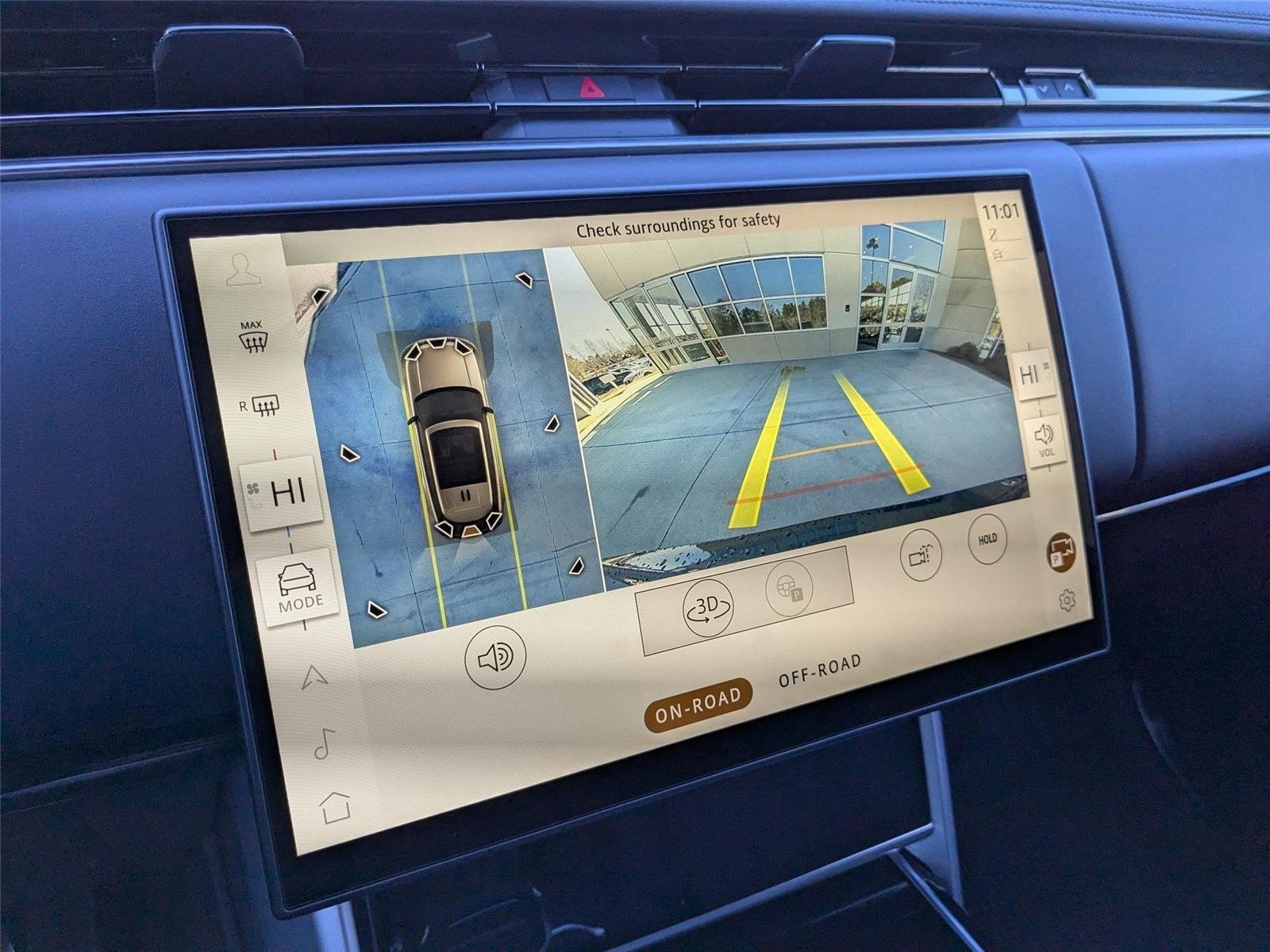 New 2025 Carpathian Grey LAND ROVER SE PHEV image 21