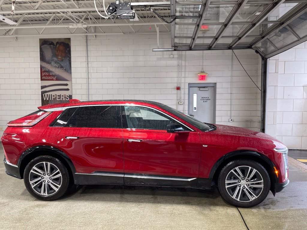 Used 2025 Red Cadillac Luxury image 6