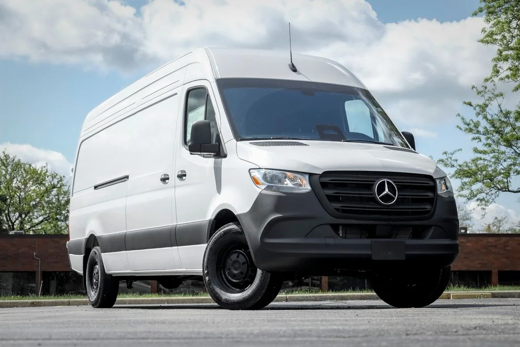 2026 Mercedes-Benz Sprinter 2500 170 WB HO High Roof's photo