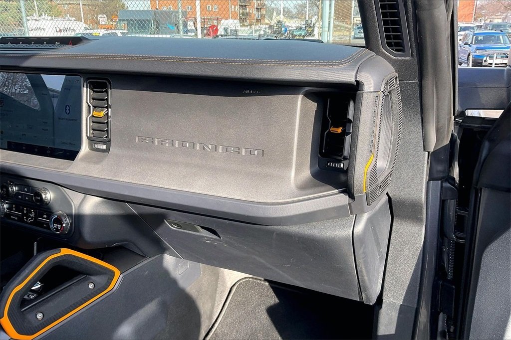 2024 FORD BRONCO - Image 13