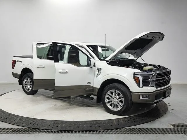 Used 2025 White Ford King Ranch image 9