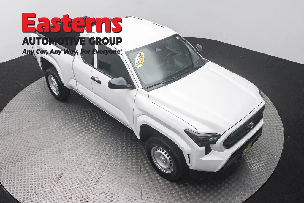 Used 2025 White Toyota SR image 3