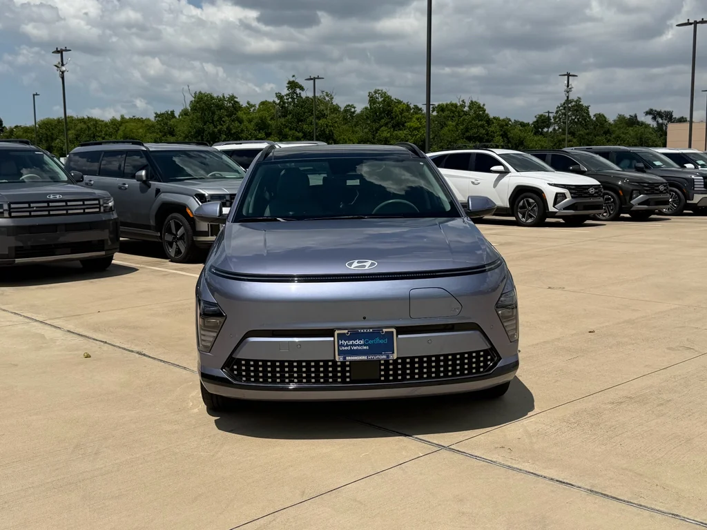 Used 2024 Meta Blue Pearl Hyundai Electric Limited image 9
