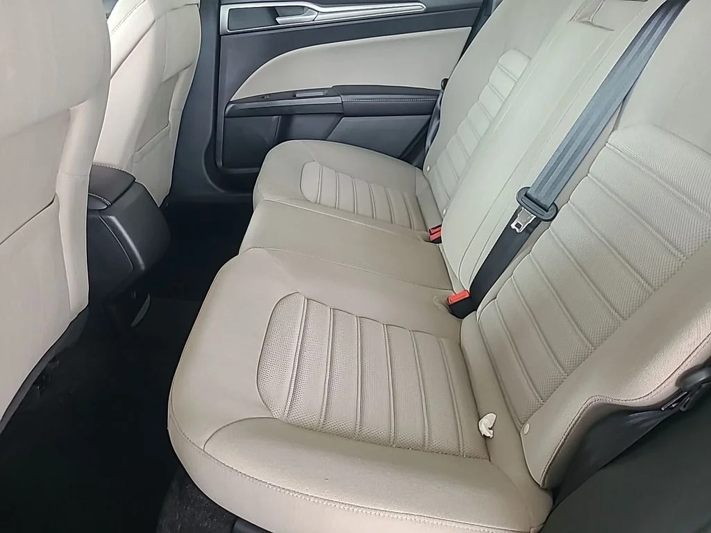 Used 2018 Black Ford S image 9