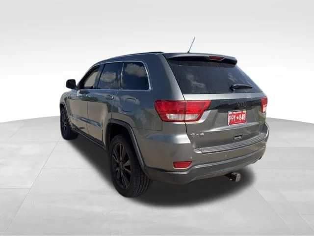 Used 2012 Gray Jeep Altitude image 5