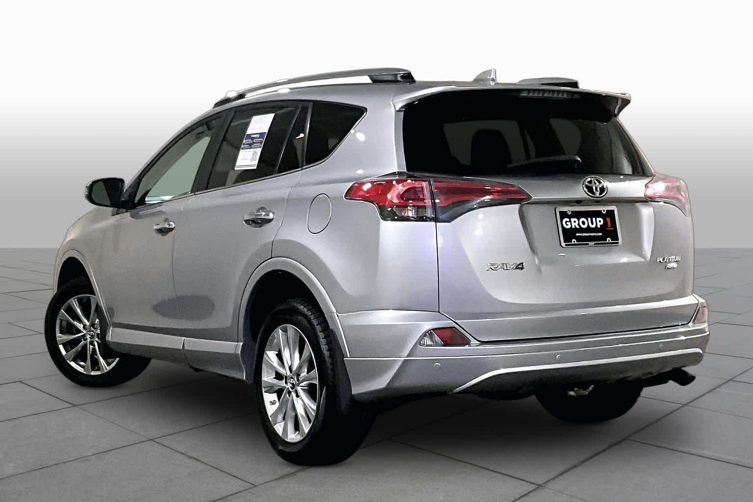 Used 2017 Silver Sky Metallic Toyota Platinum image 11