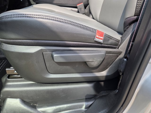 2026 RAM 2500 Tradesman - Photo 13