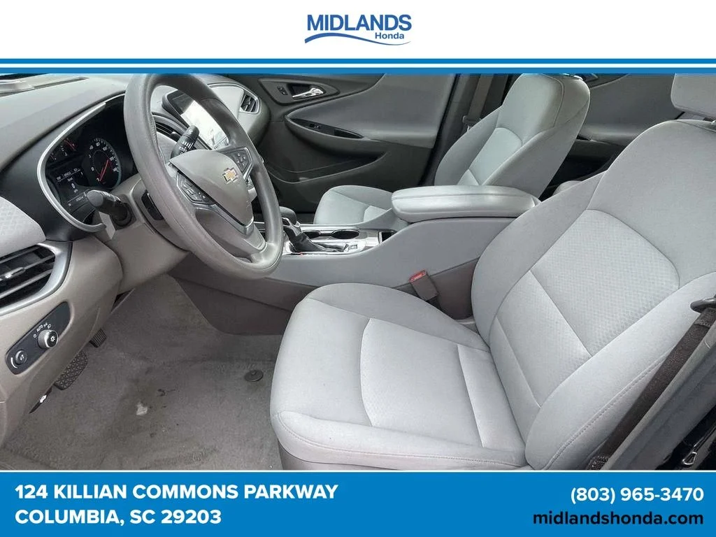 Used 2025 Black Metallic Chevrolet LT image 14