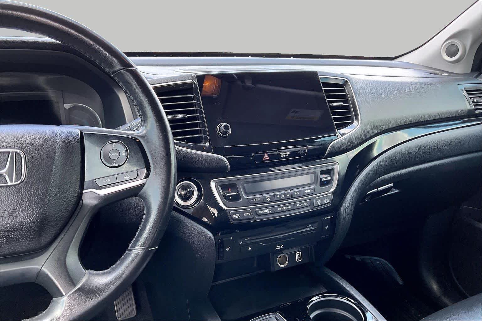 Used 2022 Sonic Gray Pearl Honda Touring 7-Passenger image 7