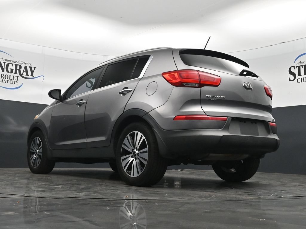 Used 2016 Silver Kia EX image 30