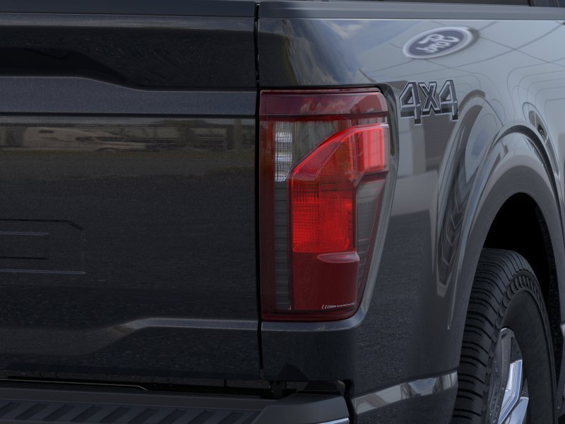 New 2026 Agate Black Metallic Ford XLT image 21