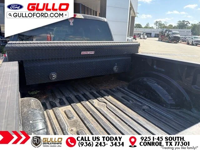 Used 2018 Shadow Black Ford XLT image 5