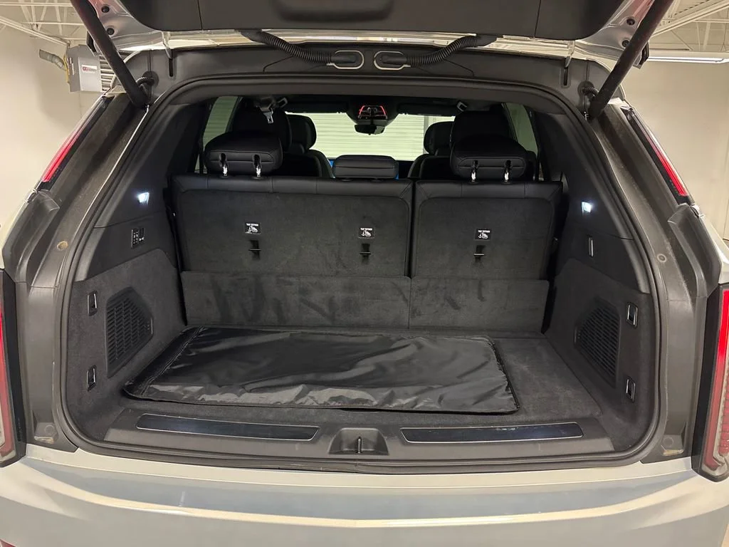 2025 Cadillac Escalade IQ Luxury 1 - Photo 16