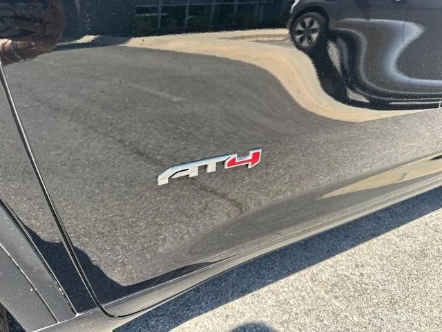 2025 GMC Acadia AT4 - Photo 6