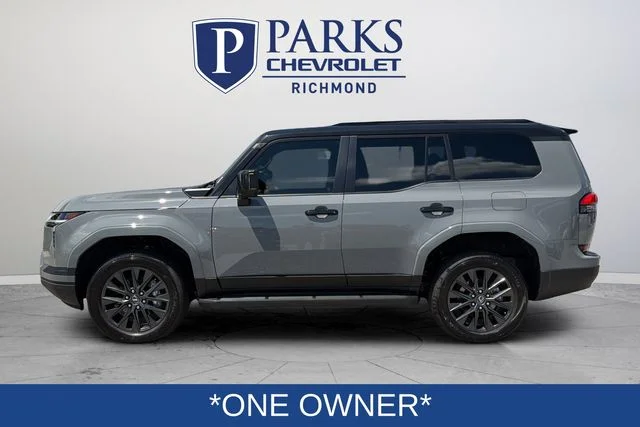 Used 2024  Lexus 550 Premium image 5